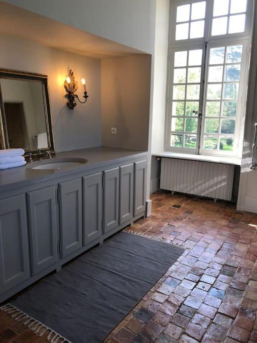 Charming 18Th Century Chateau, Near Bayeux In Calvados, Normandie Livry  Eksteriør billede